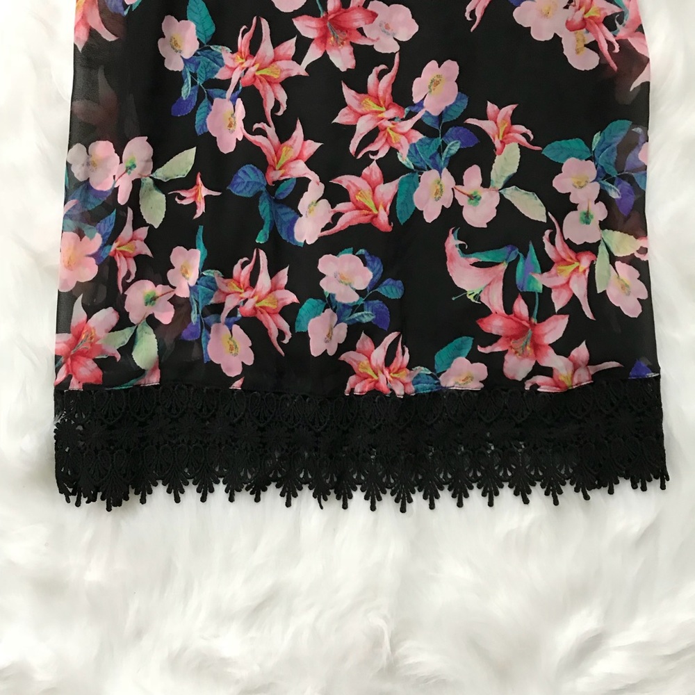 ❌SOLD❌ Show Me Your Mumu Dress (Can fit S/M) - Picture 4 of 6